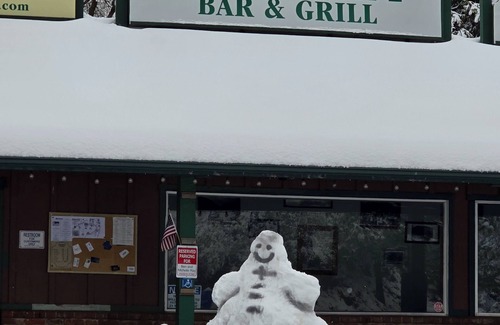 Camp Nelson Hotel | Sequoia Nat. Forrest, Bar & Restaurant , Hotel, Store.nLocated on 4 acres Wi-Fi