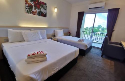 Bandar Baharu District Hotel | SERDANG LAKE VIEW RESORT