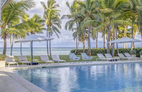 Punta Cana Villa | Serena 4 - Beachfront Timeless Elegance