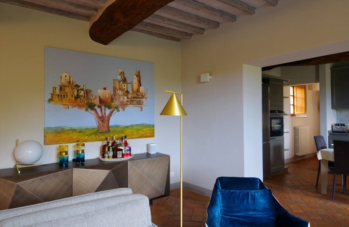 Castelnuovo Berardenga Apartment | Serena al Casalone, Design apartment in Private Chianti Estate, pool WIFI A/C