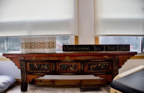 Eagle Lake House | Serendipity 5 BR Waterfront 4 Seasons, Hot Tub, Firepit, Close to Ski HIll