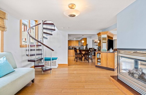 Salisbury Apartment | Serendipity Beach Retreat | Namaste | Fireplace