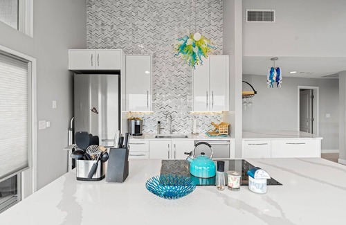 Salisbury Apartment | Serendipity Beach Retreat | Penthouse | Ocean View