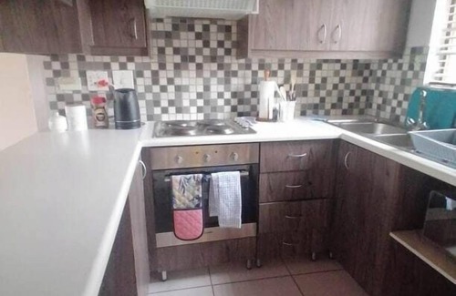 Greater Johannesburg Metropolitan Area Apartment | Serendipity - Quiet, Spacious, Ideal Location
