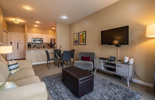 Belltown Condo | Serene 1 Bedroom Condo in the Heart of Seattle!