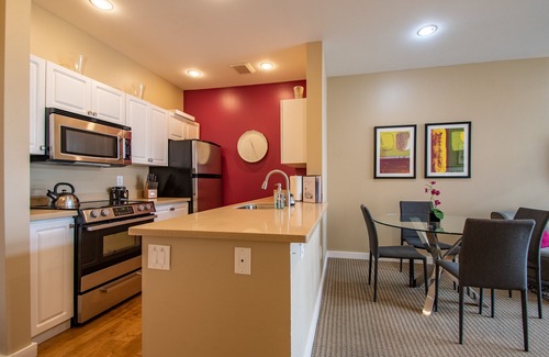 Belltown Condo | Serene 1 Bedroom Condo in the Heart of Seattle!