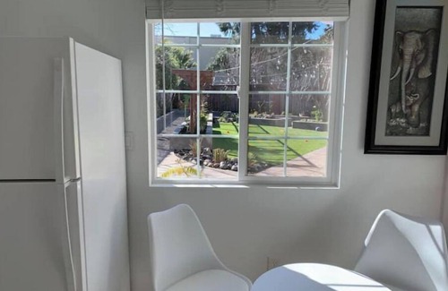Castro Valley House | Serene 1 Bedroom Cottage/Free Laundry