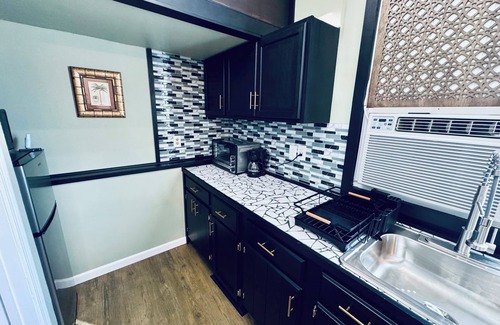 Pawleys Island Apartment | Serene 1 bedroom apt. on Golf course with onsite gym & massage