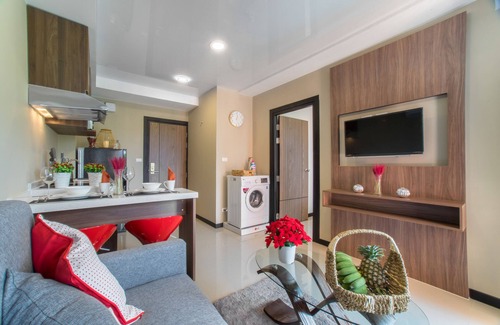 Nai Harn Apartment | Serene 1BR Retreat Near Nai Harn Beach S402