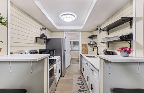 Palmetto Dunes Condo | Serene 2-bedroom condo with Pool, Free Parking, Tennis Court