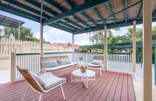 Highgate Hill House | Serene 3-Bedroom Inner-City Retreat @Highgate Hill