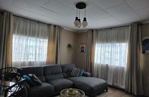 Lusaka Apartment | Serene 3 bedroom house in Olympia, Lusaka