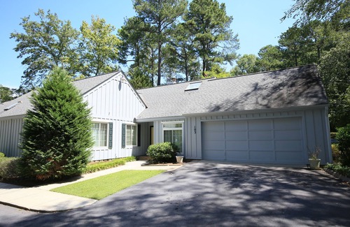 Greenwood Condo | Serene 3br/2ba condo perfect for a family getaway in Greenwood with WiFi, AC