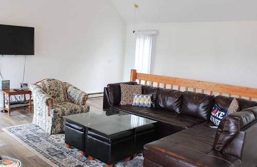 Alpine Lake House | Serene 3BR Lake House w/ breathtaking view