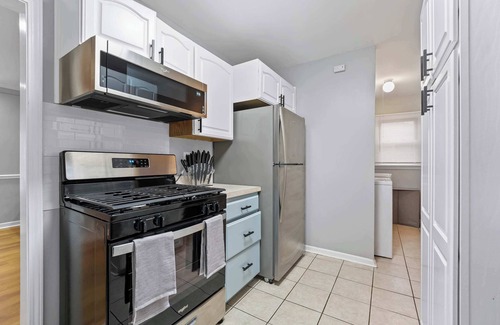 Tinley Park House | Serene 4BR Oasis in Tinley Park
