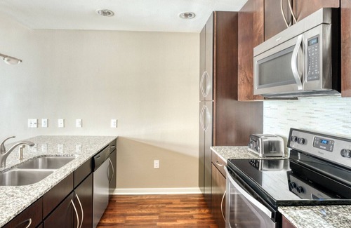 Barton Heights Apartment | Serene Barton Springs 1BR w/ W/D, Gym & Pool, nr Town Lake, by Blueground