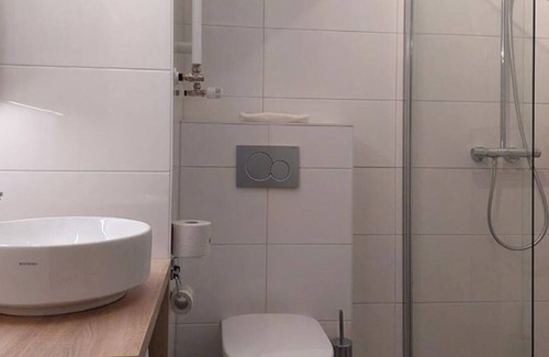 Wijk aan Zee Hotel | Serene Beach Rooms – Ocean Breezes, Balcony, and Comfort Near Fletcher - 3 Units