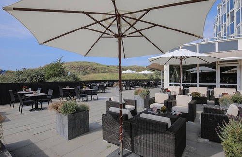 Wijk aan Zee Hotel | Serene Beach Rooms – Ocean Breezes, Balcony, and Comfort Near Fletcher - 3 Units