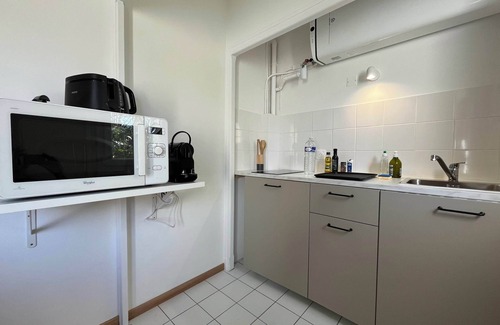 Cazaubon Apartment | Serene & bright T1 bis 500m from Thermes – relax, recharge & feel at home