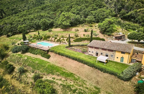 Neri Apartment | Serene Chianti Retreat