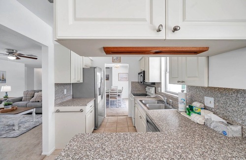 West Bradenton House | Serene Cove w/pool spacious yard near beaches