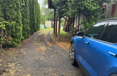 Hillsboro Apartment | Serene Deck & Gazebo Loft