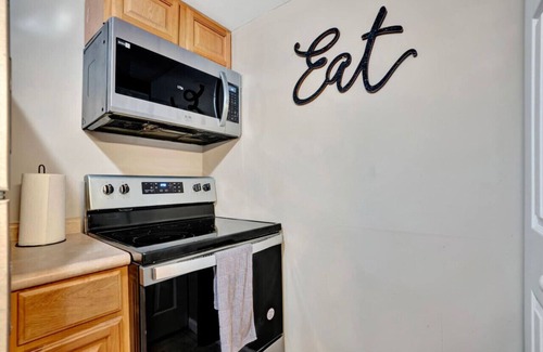 Clarksville Apartment | Serene Downtown Clarksville Villa