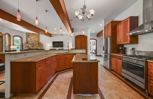 Albrightsville Villa | Serene Haven-An Exotic Villa with Hot Tub