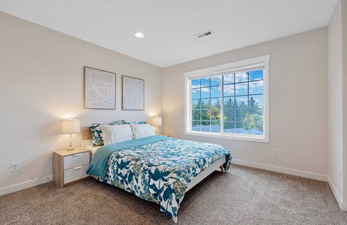 Kent House | Serene Haven On SE 101st Pl #41907