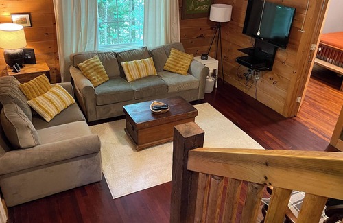 Dahlonega Cabin | Serene Hideaway Steps from National Forest