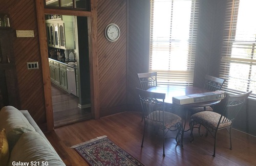 Covington House | Serene house in charming Covington