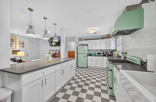 Milton House | Serene Lake house in Milton Florida