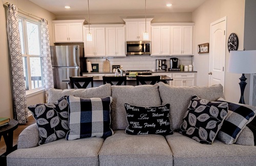 Tullahoma House | Serene Lake House plus Golf Cart, Access to Tim's Ford LakeBlue Gill Marina