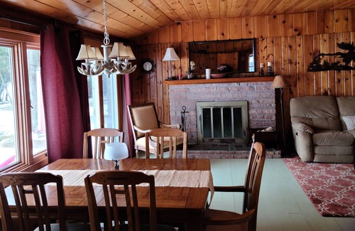 Kalkaska Cabin | Serene Lakefront Cabin