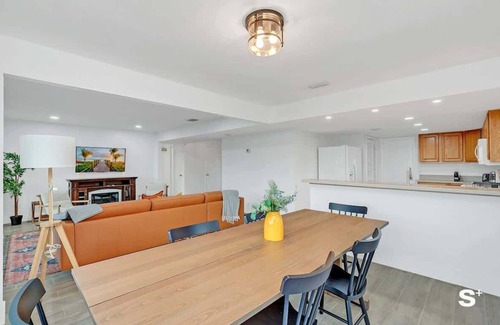 Kissimmee House | Serene Lakefront Escape | Private Pool, Deck & BBQ