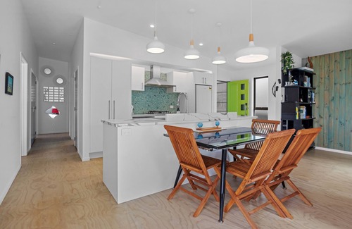 Waihi Beach House | Serene on Seaforth - Waihi Beach Holiday Home