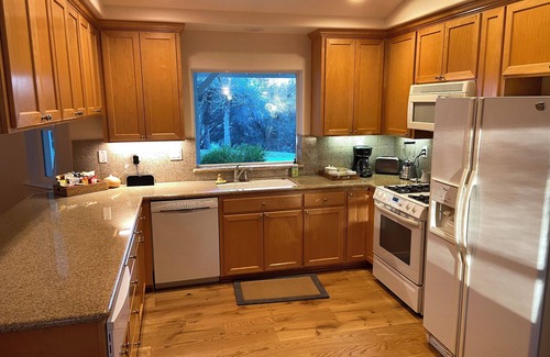 Shingle Springs House | Serene, quiet, 3-br/2-ba house in Shingle Springs w/WiFi behind security gates