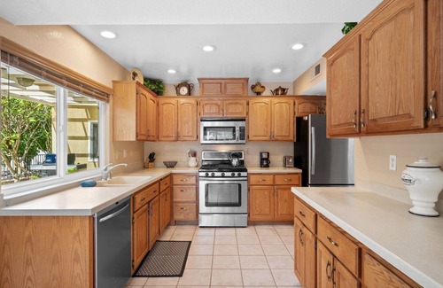 Magnesia Falls Cove House | Serene Rancho Mirage Charmer!