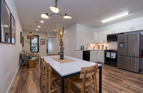 Somerset Apartment | Serene Retreat: Charming Second Story 2-Bedroom 1 Bath Apartment