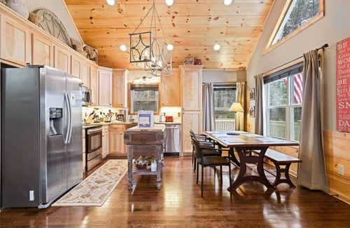 Blairsville House | Serene retreat with a hot tub, firepit, washer/dryer & seasonal mountain views
