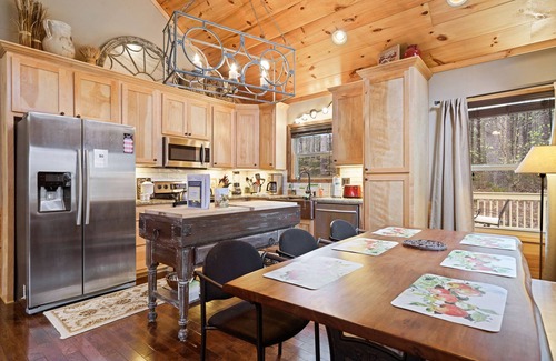 Blairsville House | Serene retreat with a hot tub, firepit, washer/dryer & seasonal mountain views