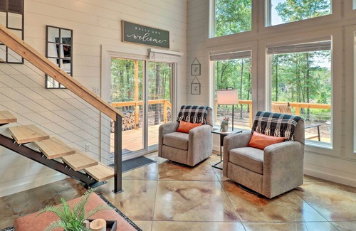 Newnata Cabin | Serene Shirley Cabin w/ Lake Access + Boat Launch!