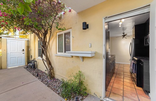 Tahquitz River Estates House | Serene Spanish 1-Bedroom Home Retreatnn