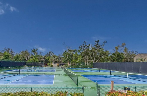 Vamo Apartment | Serene Stay at Pelican Cove