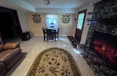 Lithonia House | Serene Stonecrest Oasis