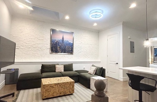 Bushwick Apartment | Serene Sunny Spacious 3-bedroom apartment with – Near Subway, Shops & Dining