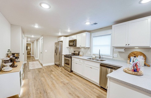 Muskegon House | Serene & Updated Escape: 1 Mi to Heritage Landing