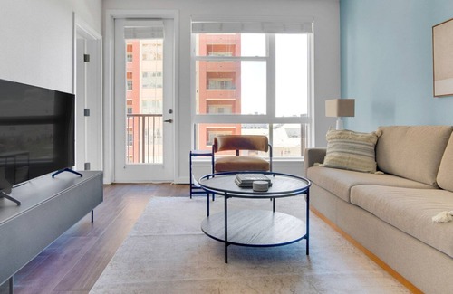 Uptown Apartment | Serene Uptown 1BR w/ W/D, Gym & Pool, walk to RiNo bars, by Blueground