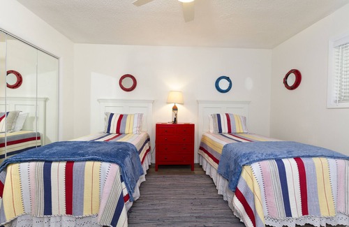 Jamestown House | Serene Views! Contemporary Cottage on the Historic North End of Jamestown