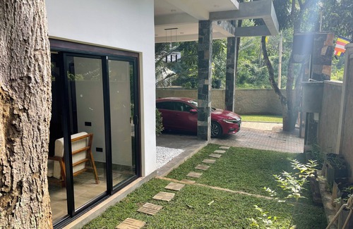 Wegala House | Serene Village Escape Near Knuckles — Nature, Hikes & Waterfalls!